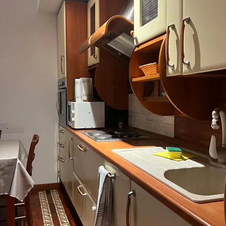 Your Friend In Apartment *
