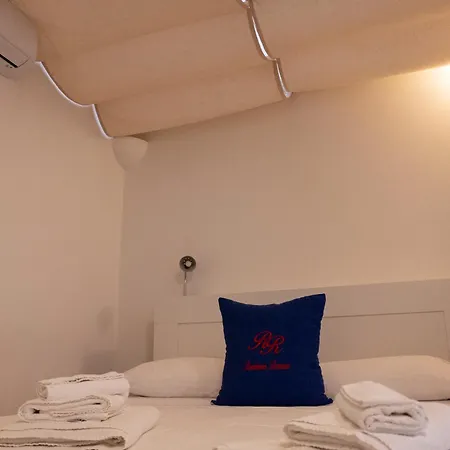 Residenza Romana Bed & Breakfast