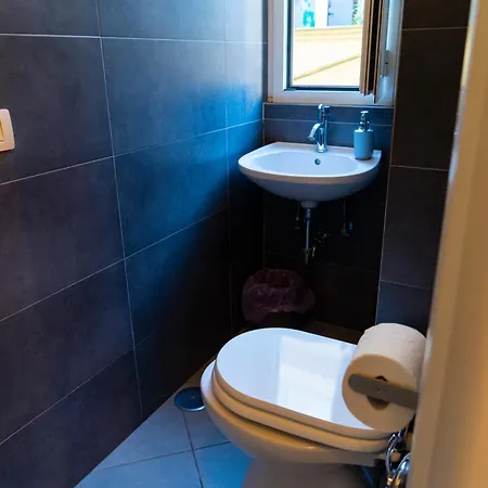 Bed & Breakfast Salotto Piramide Rome