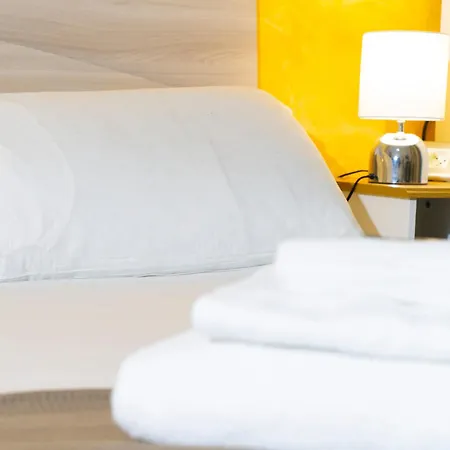 Bed & Breakfast Salotto Piramide Rome