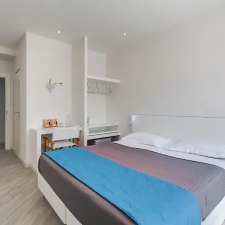 Bed & Breakfast Piccolotel