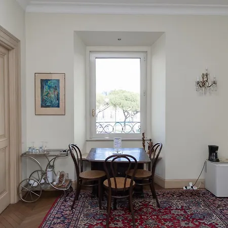 Rome Downtown Suite Bed And Breakfast Aracoeli Bed & Breakfast Rome