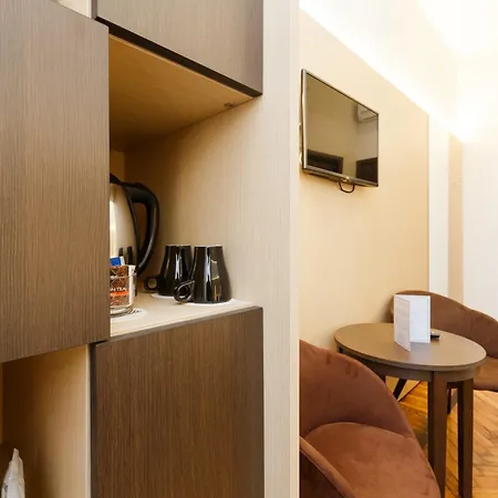 Domus Terenzio 3* Roma