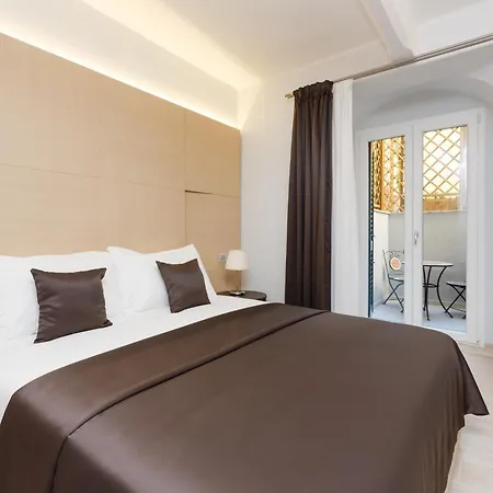 Domus Terenzio 3*