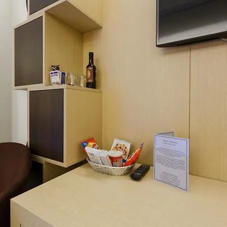 Domus Terenzio 3* Roma