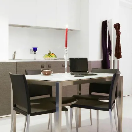Lungotevere 2* Rzym