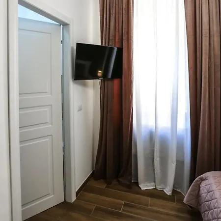 Vanella Domus Roma