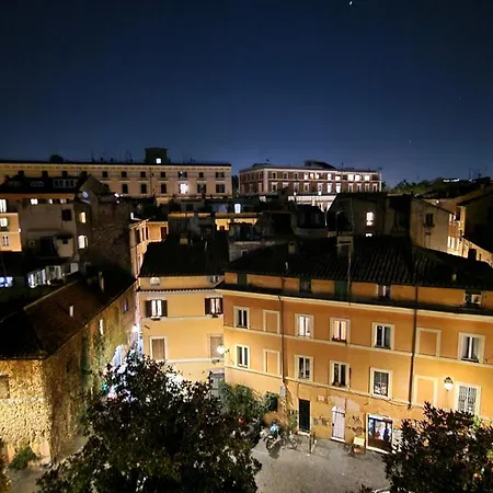 Apartment Luxury Floor In Trastevere