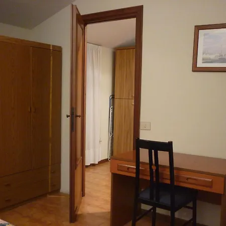 Aparthotel Eur Nir