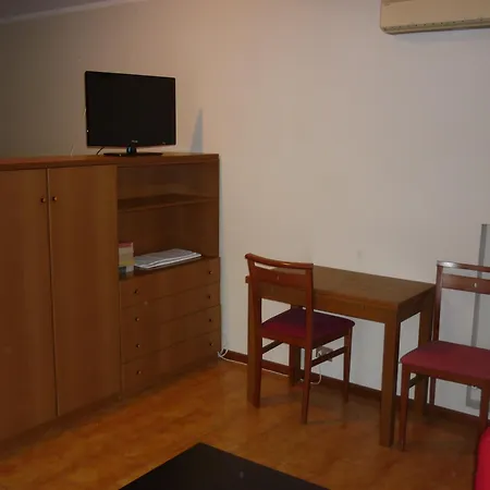 Eur Nir Aparthotel 3*