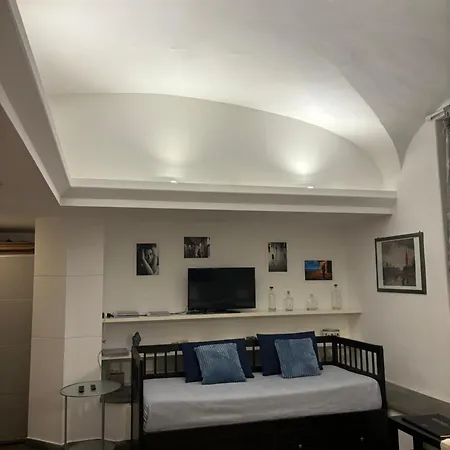 Bbb House * Rom