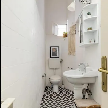 Apartment Romeo. Luminoso Al Centro Di Rome