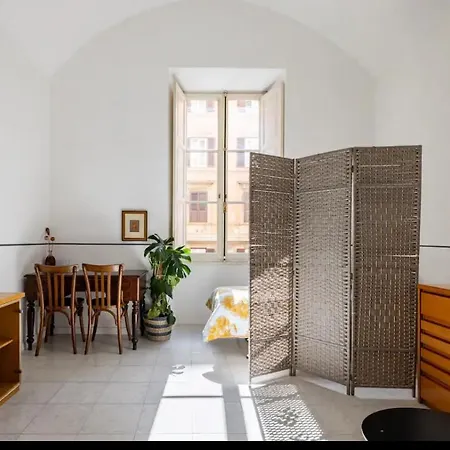 Apartment Romeo. Luminoso Al Centro Di