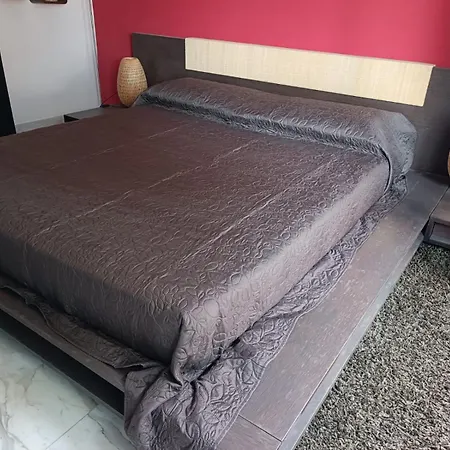 Pm Sant'alessio דירה *