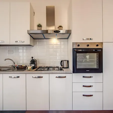 Bed & Breakfast Tree Charme Trilussa 2*