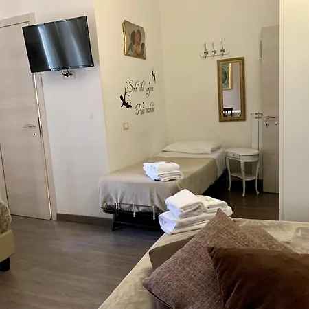 Casa Vicenza Rome