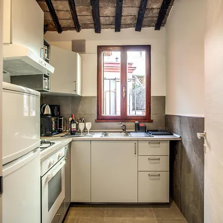 Tritone House 4*