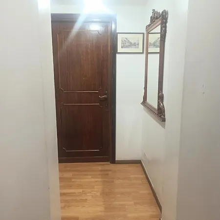 Emanuela Hostel Řím