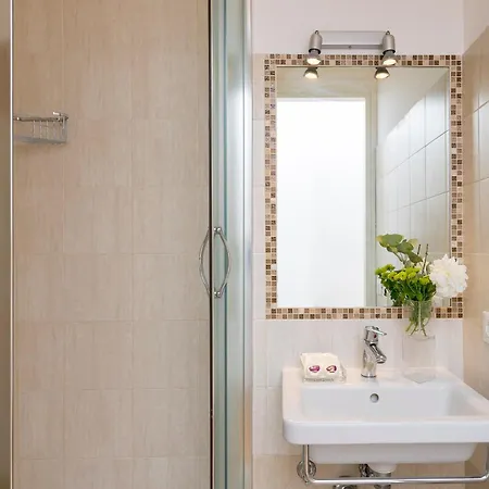 Aurelia 429 Fine Town House Гостевой дом 2*