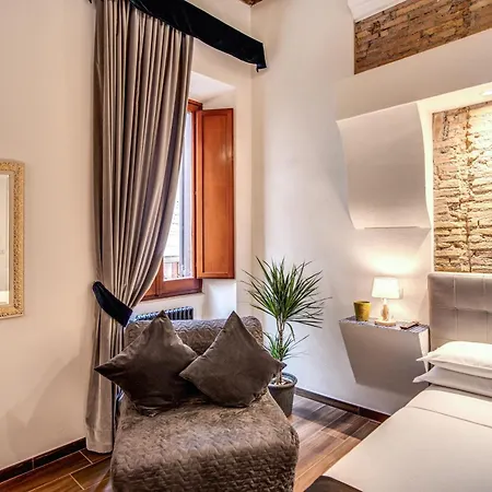 Affittacamere Tritone House 4*
