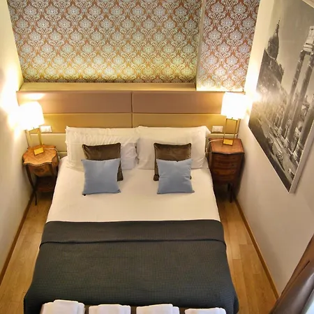 Navona Residenza De Charme Bed & Breakfast 2*