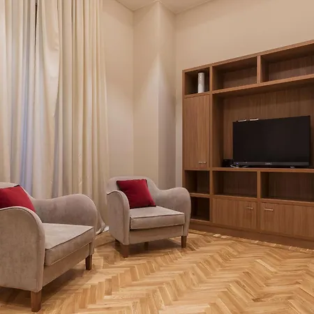 900 Apartment Rome