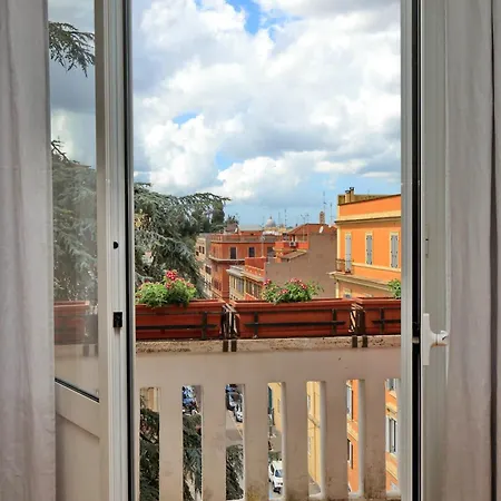 Bellezza Al Colosseo - & Apts Rome
