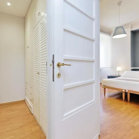Bellezza Al Colosseo - & Apts 3*