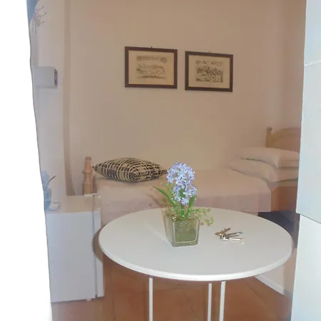 Residenza Vespasiano Bed & Breakfast 3*