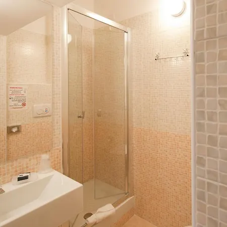 Trevi 41 روما