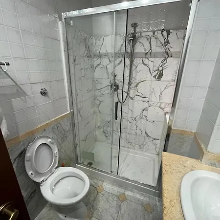 Colosseo Gil Guest house