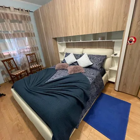 Smart Lux Stazione Tiburtina Guest house