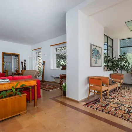Villa Appia Antica-zen45 *