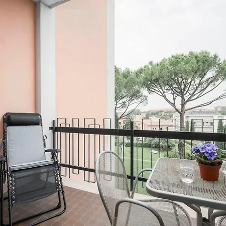 Parco Tirreno Apartment-zeno 44 Rome