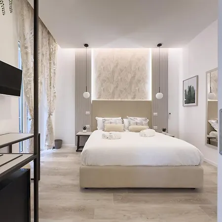 Guest house White Ottaviano Rome