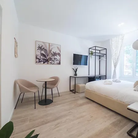 White Ottaviano Guest house Rome