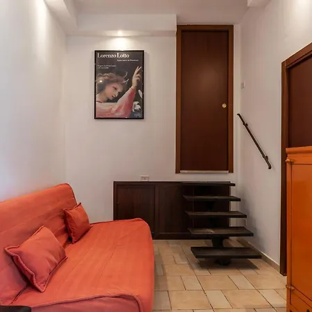 Santa Maria Maggiore Updown Apartment *