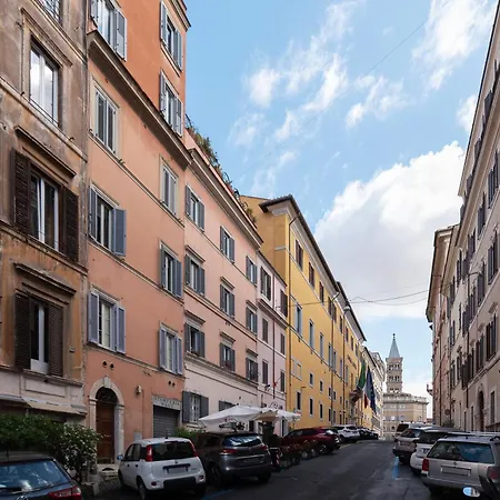 Apartment Santa Maria Maggiore Updown Rom