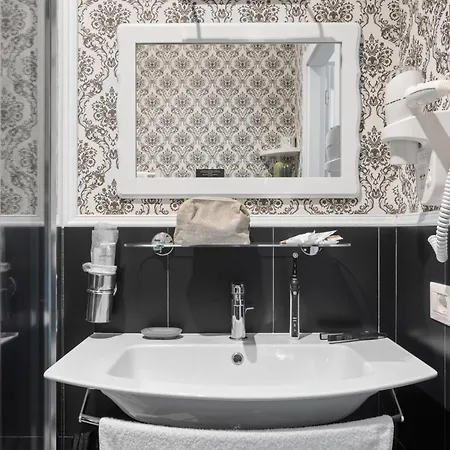 Gh Navona 5*