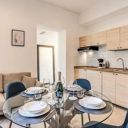 Apartment V E N E R E Rome