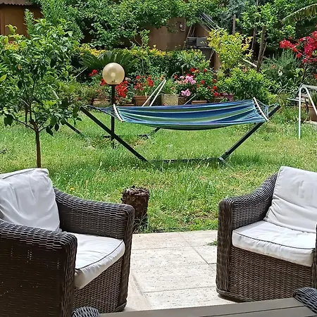 Eur Charme Apt&garden *