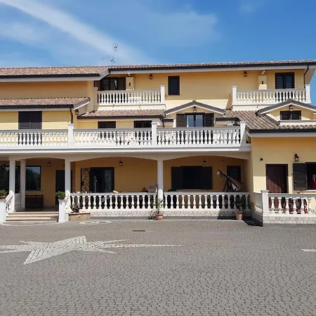 Apartment Giona Roma *