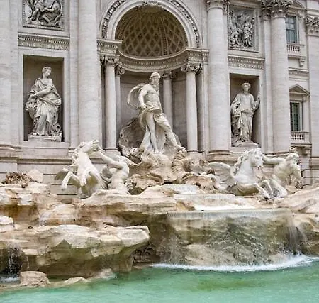Fontana Di Trevi Casa Con Terrazzo Daire Roma