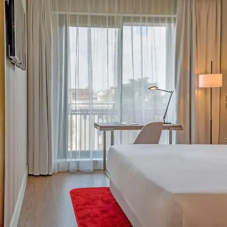 Hotel Nh Collection Centro 4*