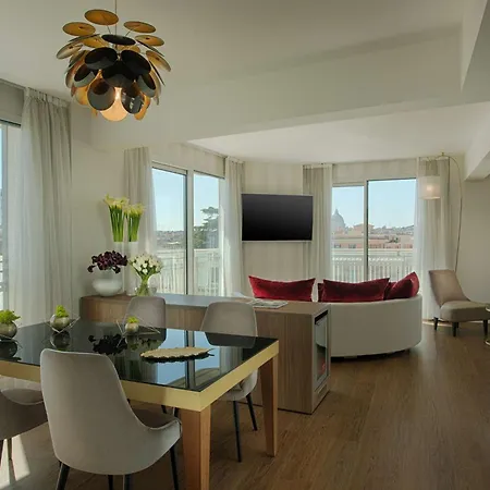 Nh Collection Centro Hotel