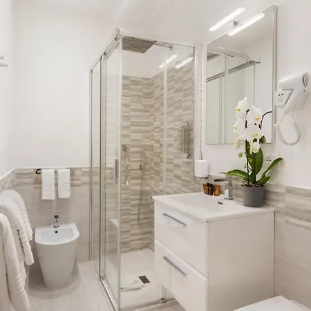 Affittacamere Clodio Welcome - 5 Arredate Con Bagno Interno - Zona Comune - Condizionatori - *