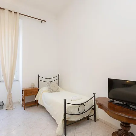 Appartamento Pietroburgo By In *