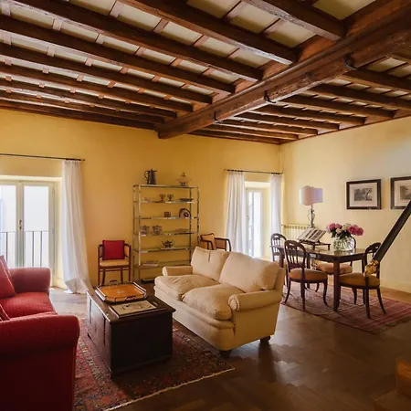 Apartment Yoursuiterome Rome