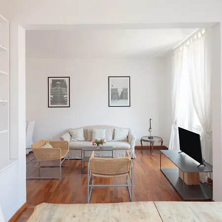 Borgo Pio Private Apartment