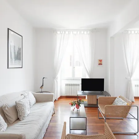 Apartment Borgo Pio Private Rome